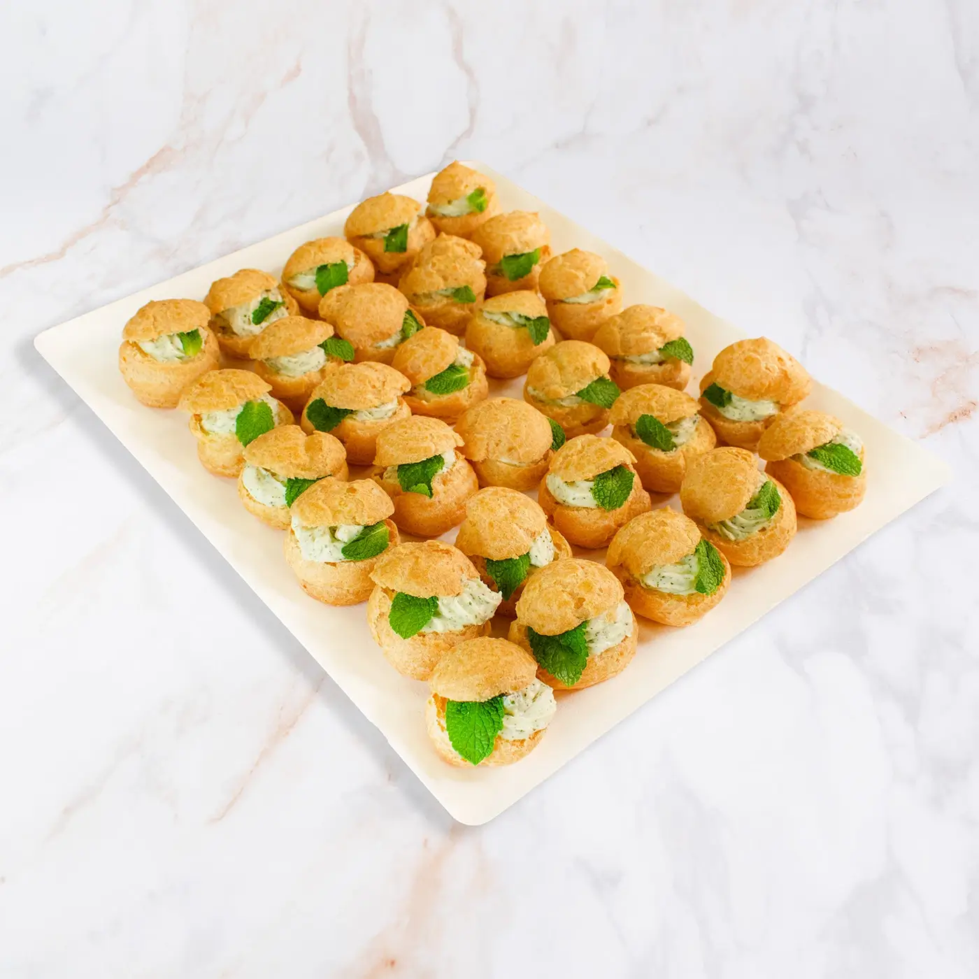 Découvrez notre collection Spéciale Fêtes de Noël et Fin d’Année. Un repas traiteur artisanal livré rapidement chez vous : Ingrédients frais, locaux, éco-responsables. Livraison Paris & IDF. Commandez dès maintenant chez les Jardins d’Epicure.