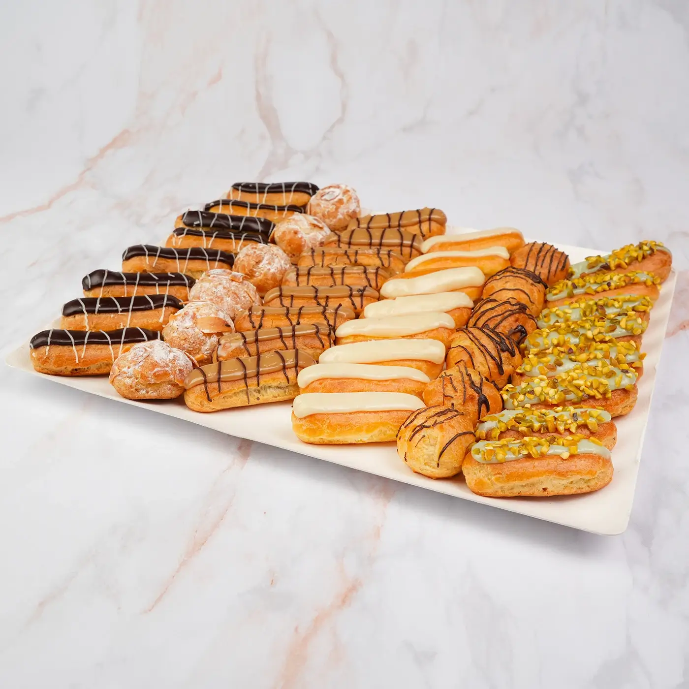 Plateau de 44 pièces sucrées pâte à choux Jardins d’Épicure