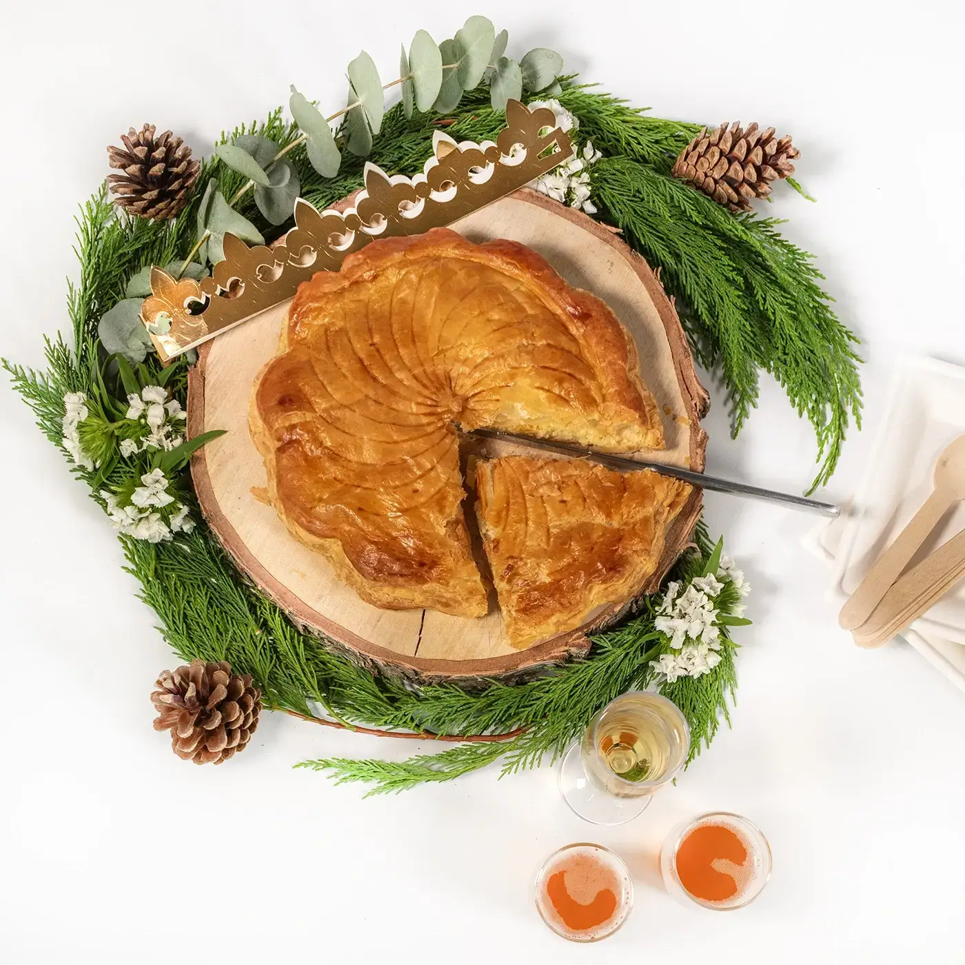 Galette des Rois frangipane pur beurre Ø28 cm pour 8 à 10 personnes - Jardins d'Epicure Traiteur