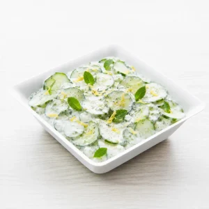 Grande salade concombre yaourt citron menthe – Les Jardins d’Épicure