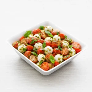Grande salade tomates mozzarella pesto – Les Jardins d’Épicure